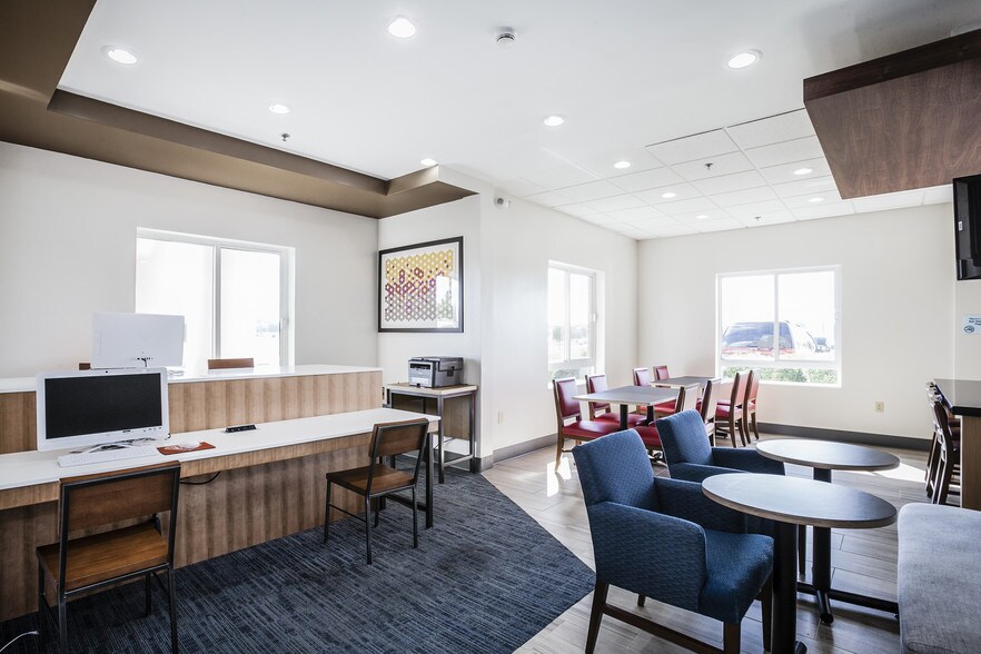More Photos Of 157 Soldier Colony Rd, Canton Hotel For Sale