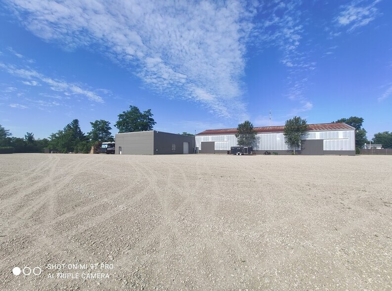 More Photos Of 601 Hyde St, Kalkaska Warehouse For Sale