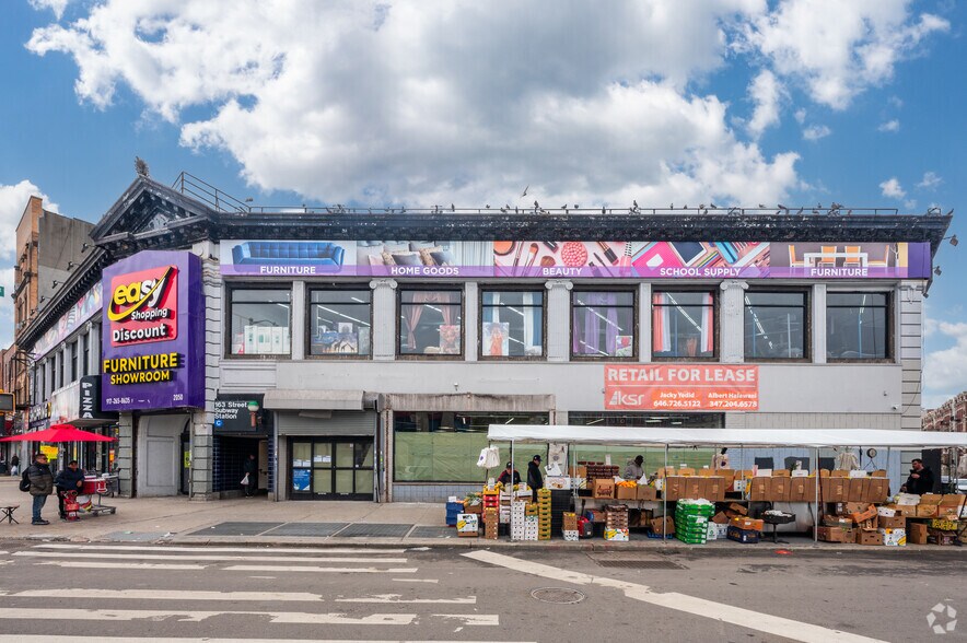 More Photos Of 2050 Amsterdam Ave, New York Storefront For Lease