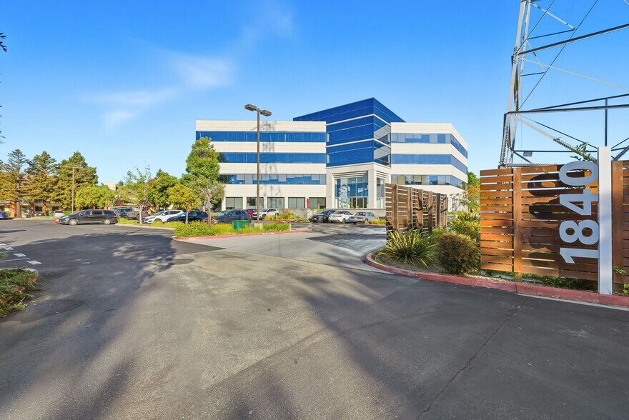 More Photos Of 1840 Gateway Dr, San Mateo Loft Creative Space For Lease