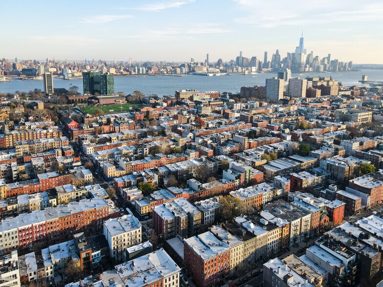 More Photos Of 746 Park Ave, Hoboken Storefront Retail Residential For Lease