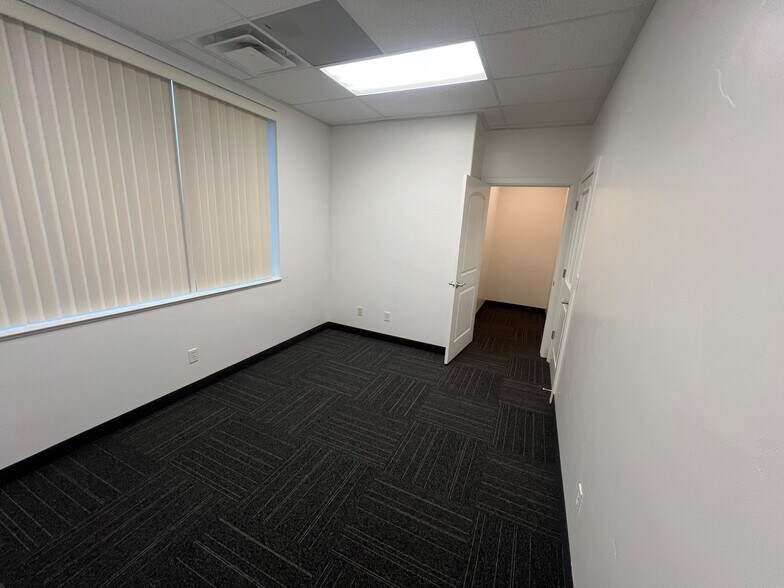 More Photos Of 1693 W American Way, Payson Warehouse For Sale