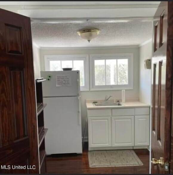 More Photos Of 1117 Washington Ave, Ocean Springs Medical For Sale