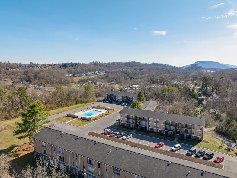 More Photos Of 300 W Midvale Ave, Chattanooga Apartments For Sale
