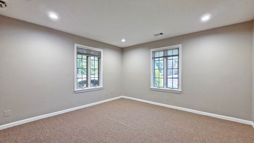 More Photos Of 1300-1302 Lafayette Dr, Alexandria Office For Lease