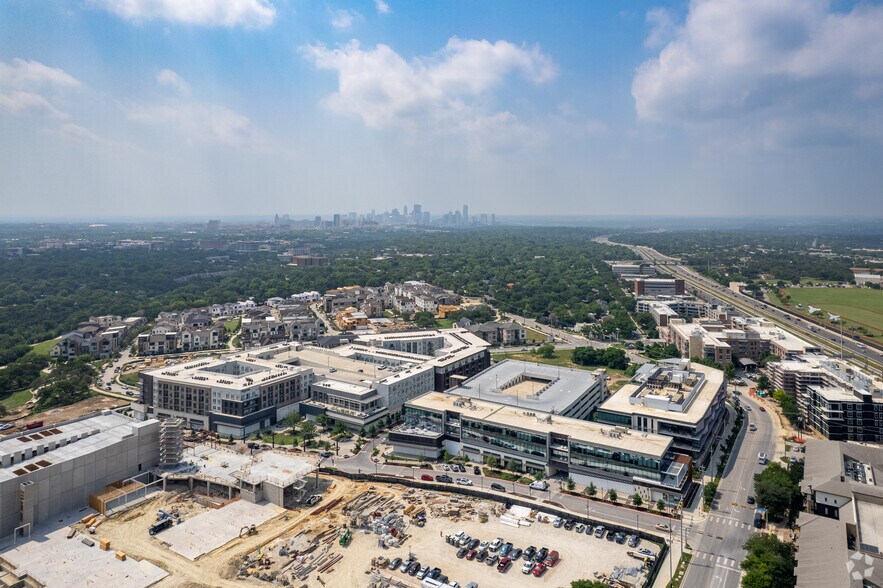 More Photos Of 4301 Bull Creek Rd, Austin Office For Lease