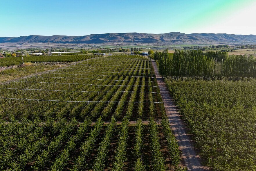 More Photos Of 14306 W Acord Rd, Benton City Land For Sale