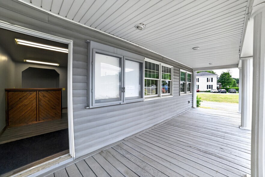 More Photos Of 464 Main St, New Milford Storefront Retail Office For Sale