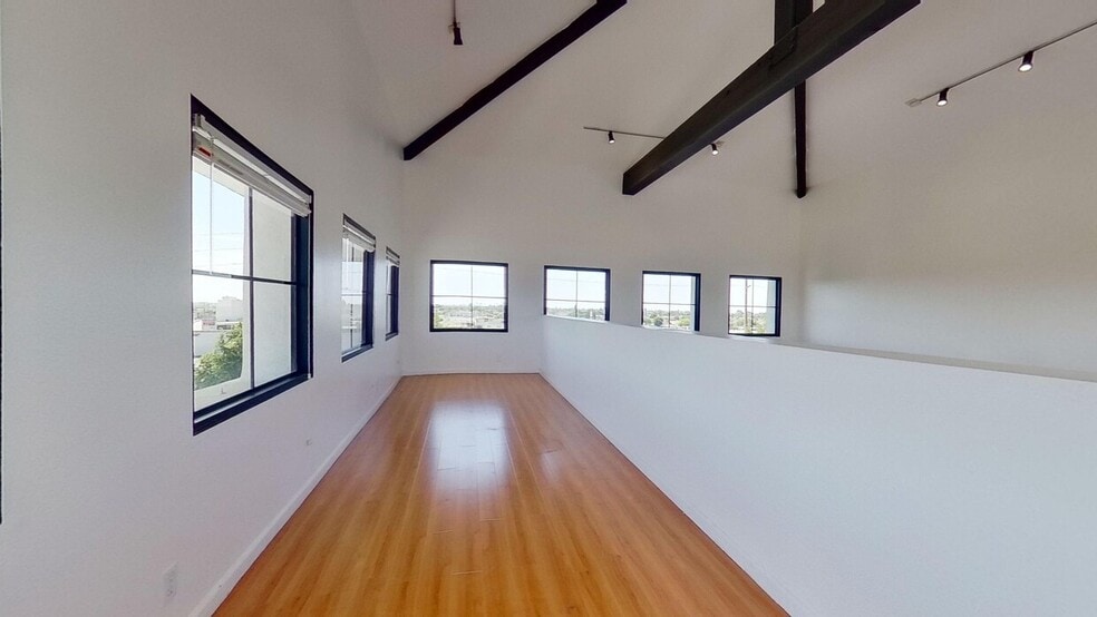 Primary Photo Of 15460-15508 S Western Ave, Gardena Unknown For Lease