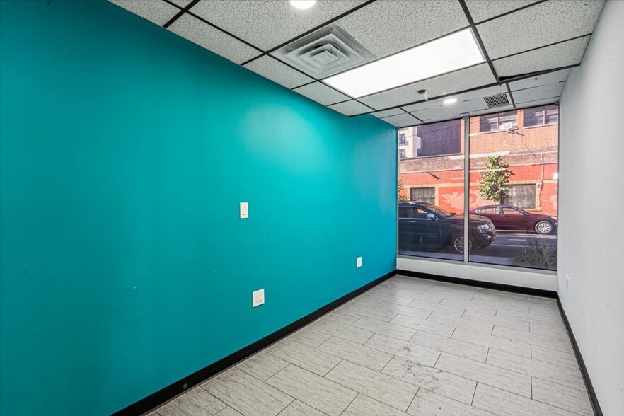 More Photos Of 32-04 38th Ave, Long Island City Apartments For Lease