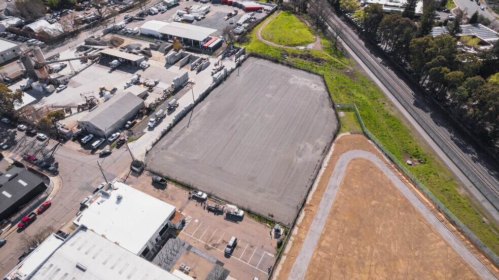 More Photos Of 1143 Briggs Ave, Santa Rosa Land For Lease