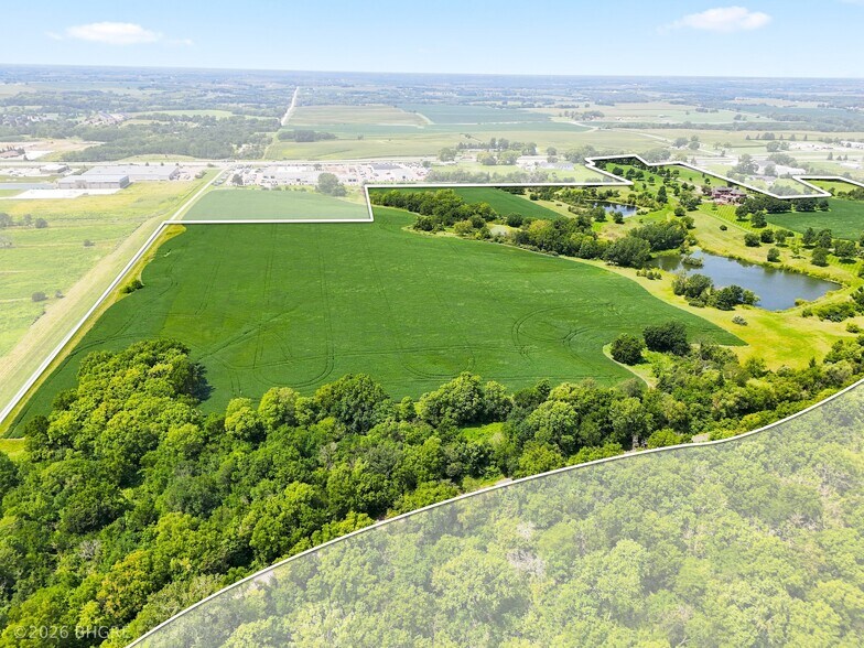 More Photos Of 2608 N Jefferson Way, Indianola Land For Sale