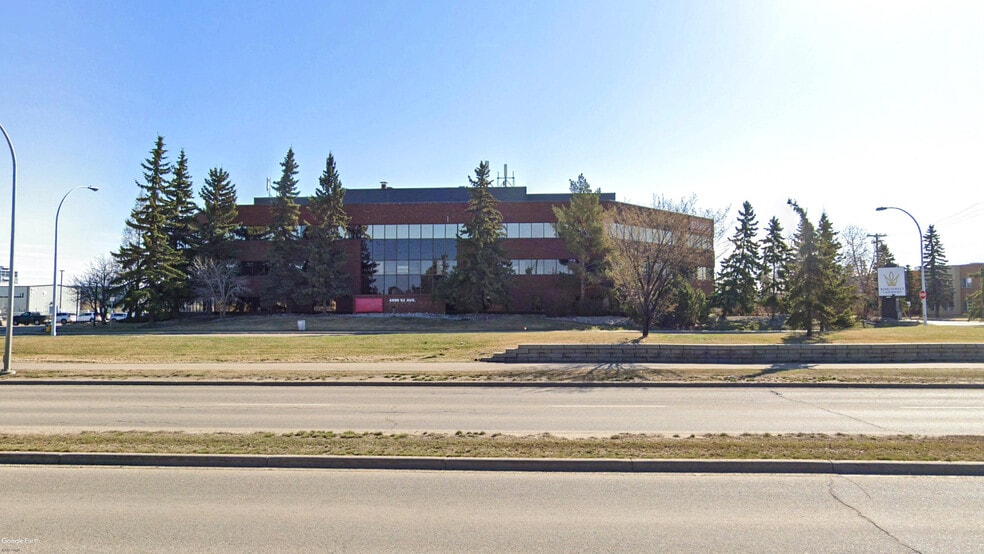 Primary Photo Of 4960-4990 92 Ave NW, Edmonton Flex For Lease