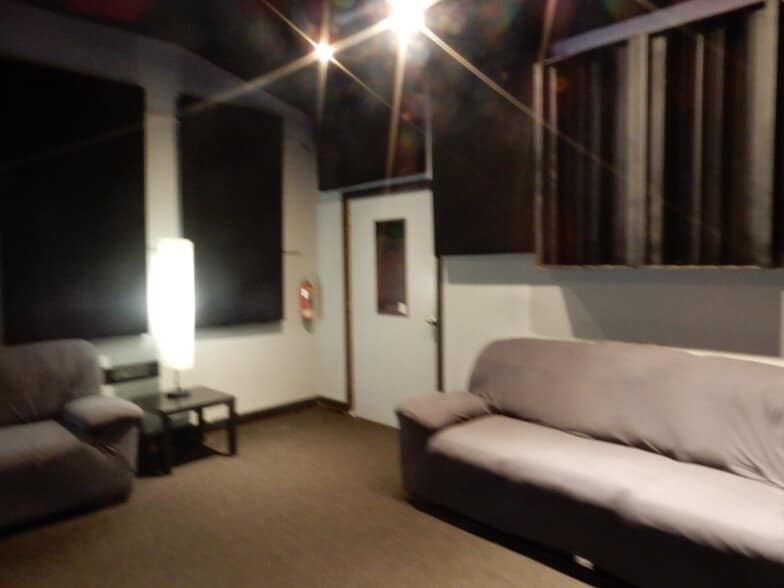 More Photos Of 105 Wood Ave, Bridgeport Light Manufacturing For Sale