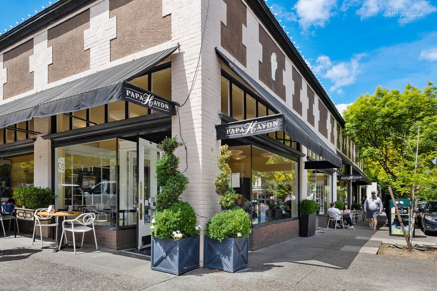 More Photos Of 2222 NW Irving St, Portland Apartments For Sale