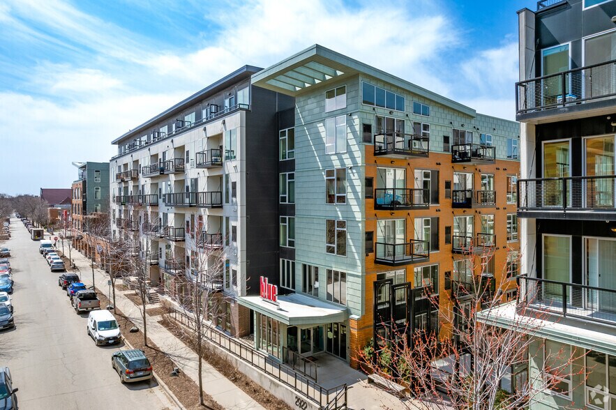 More Photos Of 2922 Aldrich Ave S, Minneapolis Apartments For Lease