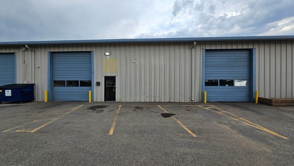 More Photos Of 6521 Washington St, Denver Warehouse For Lease