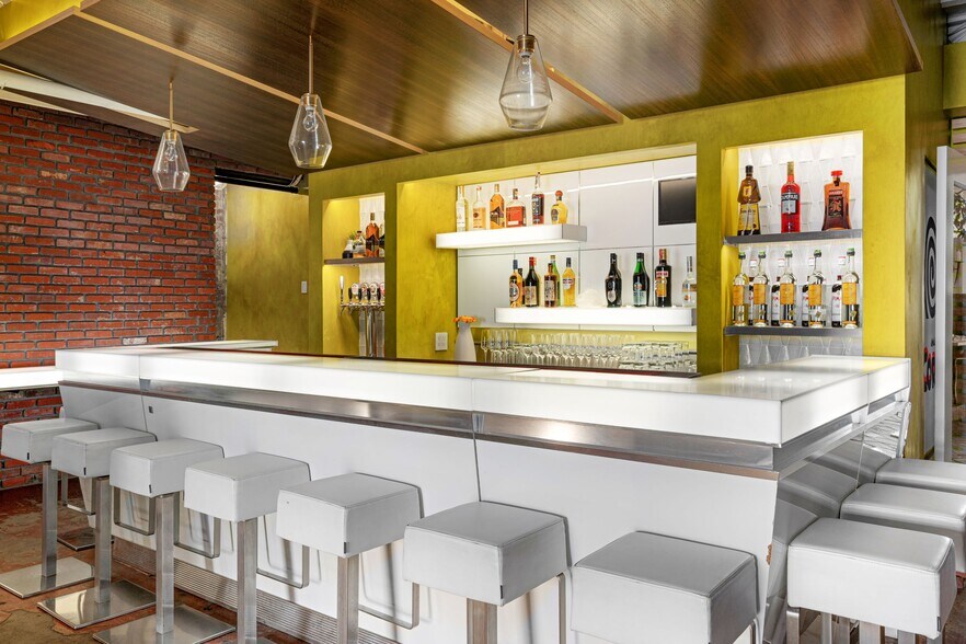 More Photos Of 3933 30th St, San Diego Storefront For Sale