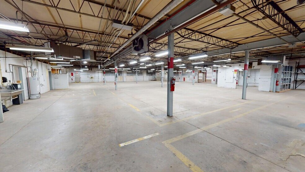 More Photos Of 1509 W Le Moyne St, Melrose Park Warehouse For Sale