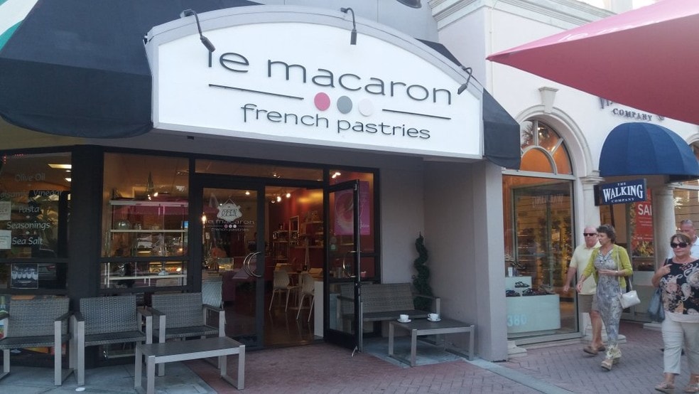 More Photos Of 380 St Armands Cir, Sarasota Unknown For Lease