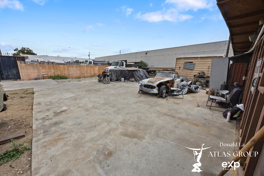 More Photos Of 2052 Mountain View Rd, South El Monte Warehouse For Sale
