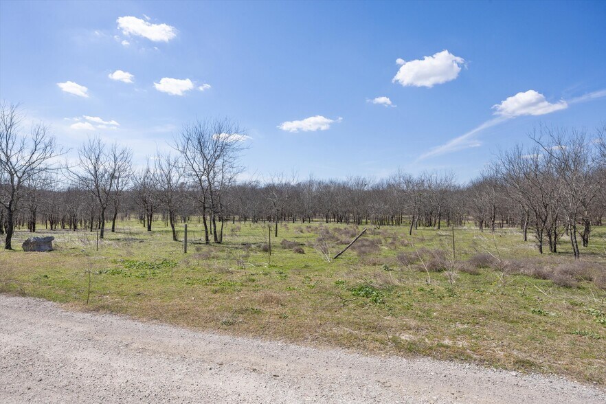 More Photos Of 940 Windy Hill Rd, Kyle Land For Sale