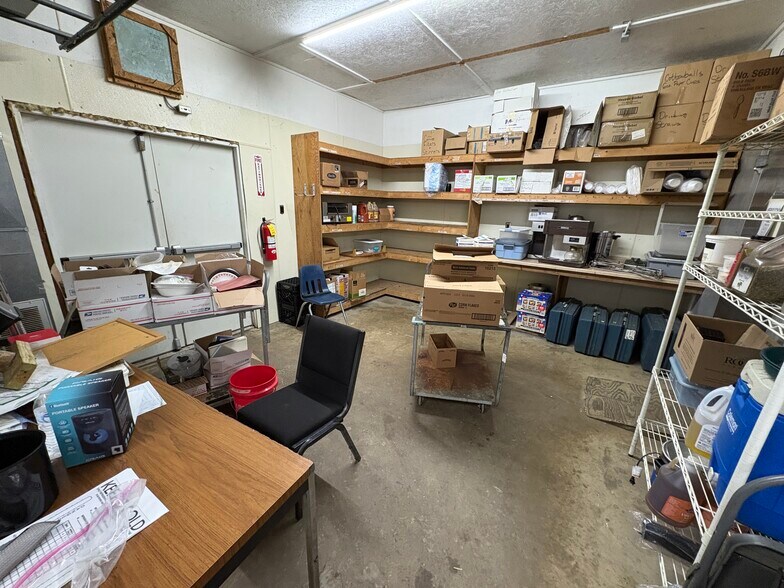 More Photos Of 89 Nolan Rd, Penfield General Retail For Sale