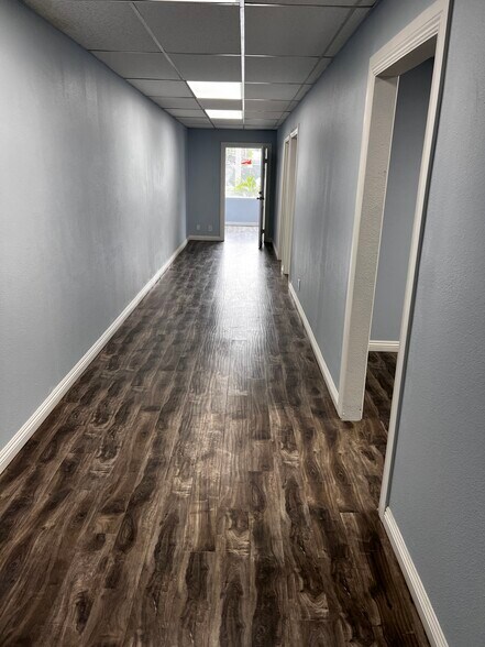 More Photos Of 8031 Greenleaf Ave, Whittier Freestanding For Lease