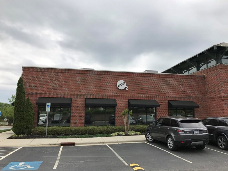 More Photos Of 20035 Jetton Rd, Cornelius Freestanding For Lease