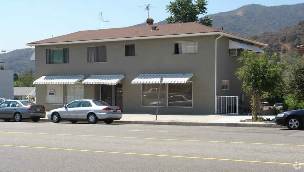 More Photos Of 2952 Honolulu Ave, Glendale Office For Lease