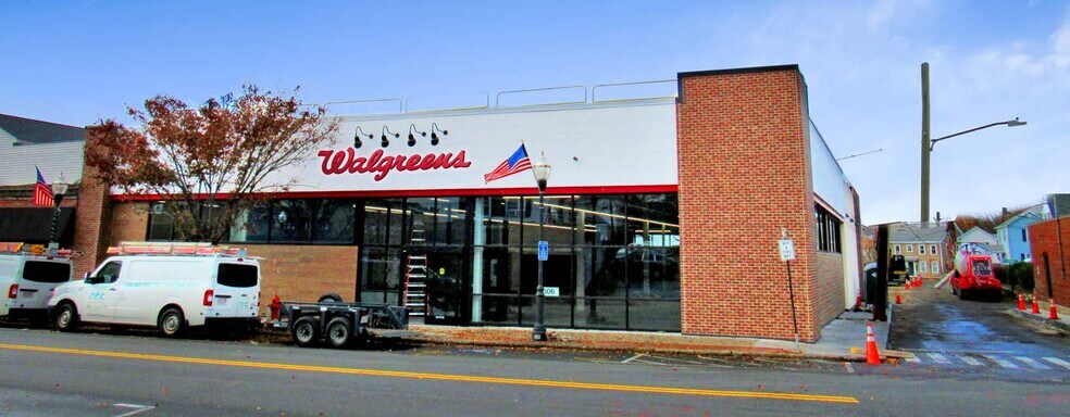 More Photos Of 506 Main St, Woburn Drugstore For Sale