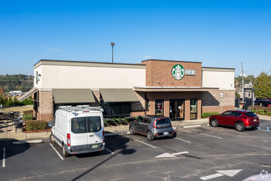 More Photos Of 655 Fieldstown Rd, Gardendale Unknown For Lease