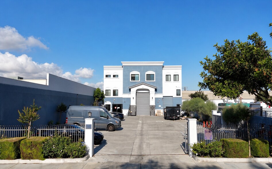 More Photos Of 2213 Edwards Ave, South El Monte Warehouse For Lease