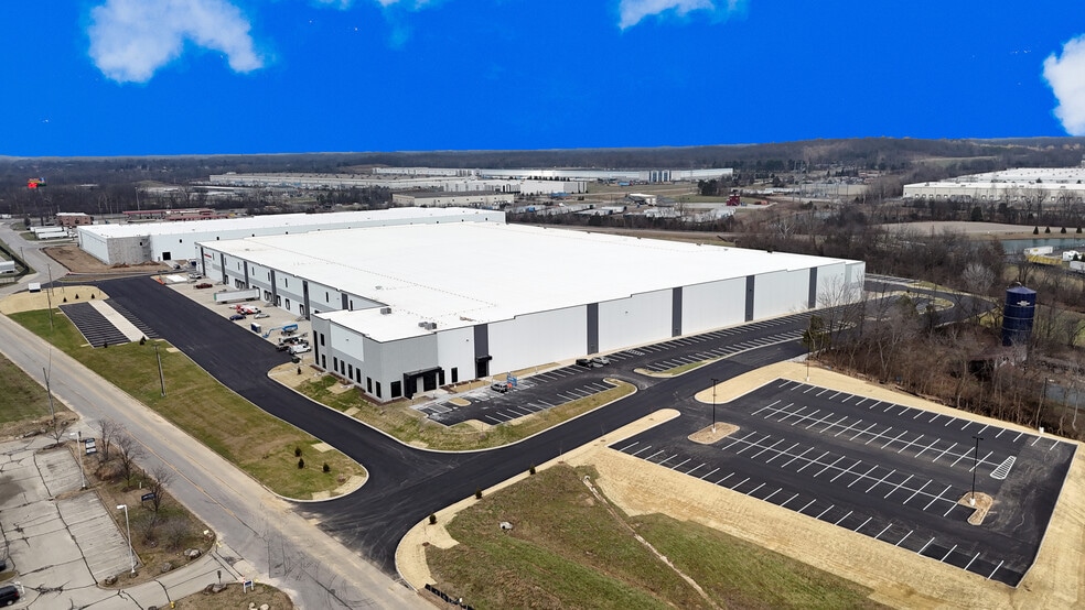 Primary Photo Of 466 Clermont Rd, Shepherdsville Warehouse For Lease