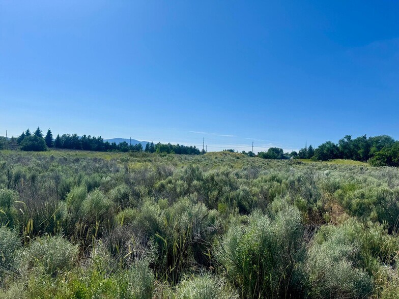 More Photos Of 3200 Quarry St, Klamath Falls Land For Sale