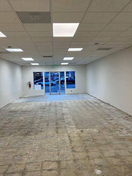 More Photos Of 2130 Main St, Longmont General Retail For Lease
