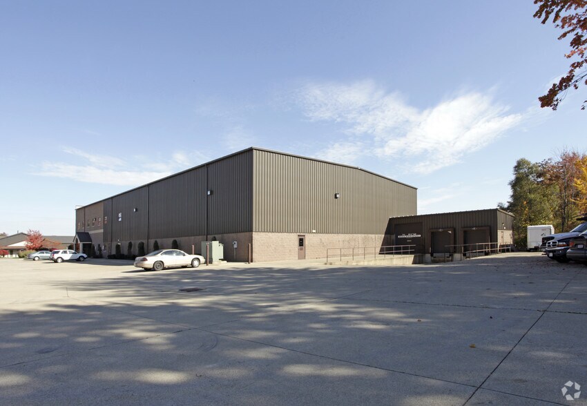 More Photos Of 2888 Nationwide Pky, Brunswick Light Manufacturing For Lease