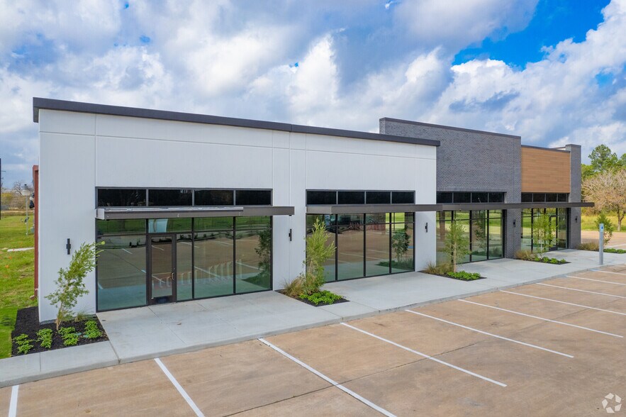 More Photos Of 8301 Jones Rd, Jersey Village Land For Lease