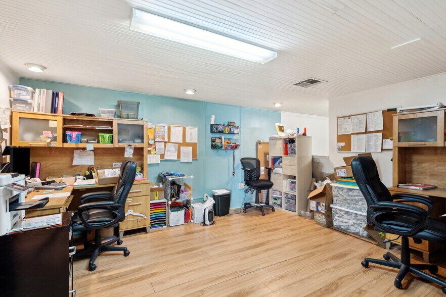 More Photos Of 4119 Magazine St, New Orleans Freestanding For Sale