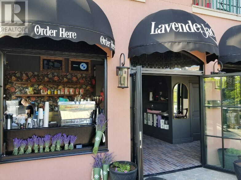 More Photos Of 7-3185 Centrale Via, Kelowna Hotel For Sale