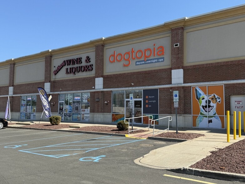 More Photos Of 3106-3140 State Route 35, Hazlet Unknown For Lease