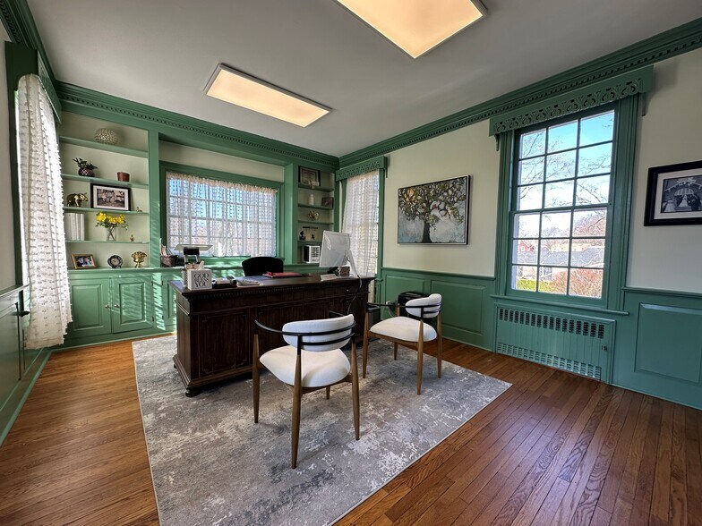 More Photos Of 78 Court St, Freehold Office Residential For Sale