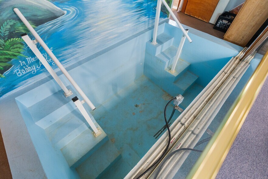 More Photos Of 14231 Old Mission Rd, Dade City Religious Facility For Sale