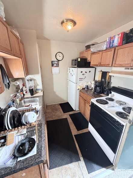 More Photos Of 19143 Berg Rd, Detroit Apartments For Sale