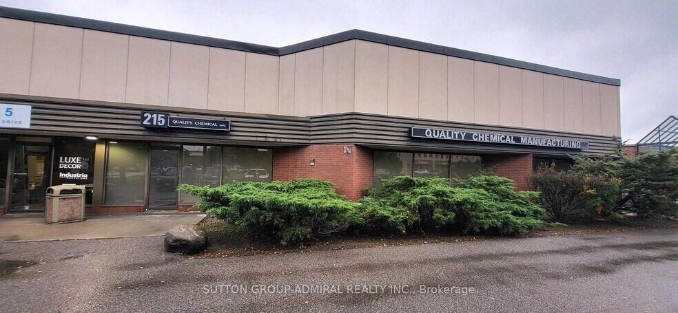 More Photos Of 205-215 Dolomite Dr, Toronto Warehouse For Sale