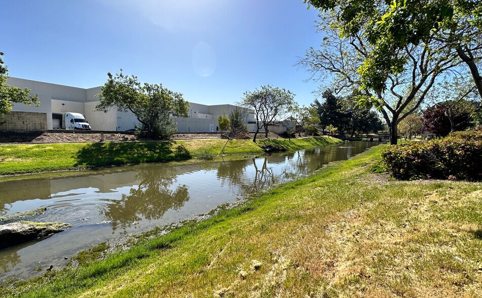More Photos Of 46560 Fremont Blvd, Fremont Warehouse For Sale