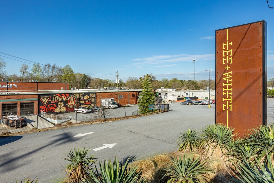 More Photos Of 929-933 White St, Atlanta Unknown For Lease