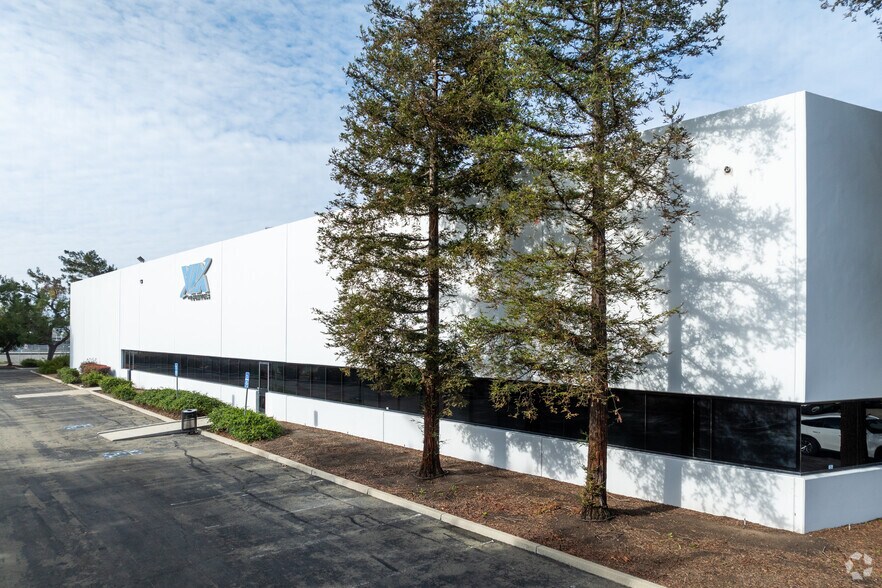 Primary Photo Of 940-980 Mission Ct, Fremont Warehouse For Lease