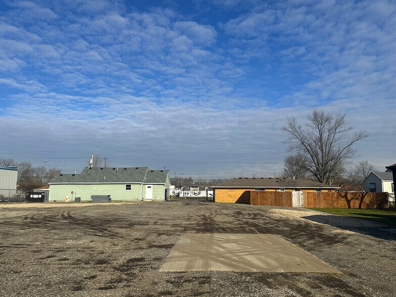 More Photos Of , Dayton Unknown For Sale