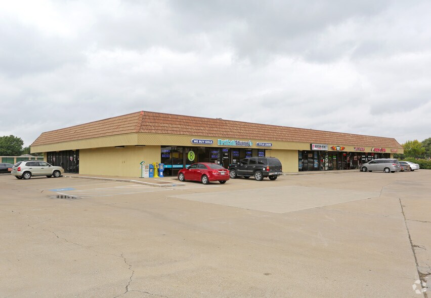 More Photos Of 6619-6633 N Beach St, Fort Worth Unknown For Lease